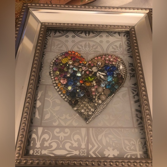 Framed Jewelry Art - Heart Made with Jewelry. - Picture 8 of 10
